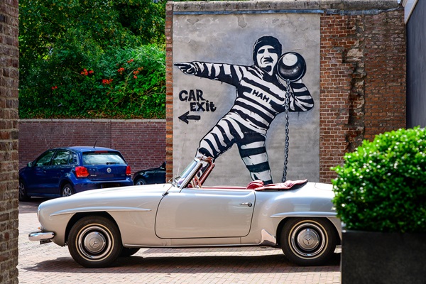 The mural at the Arresthuis in Roermond is a sight in itself