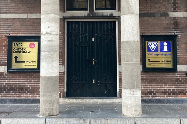 Ingang van Museum W en VVV-inspiratiepunt Weert